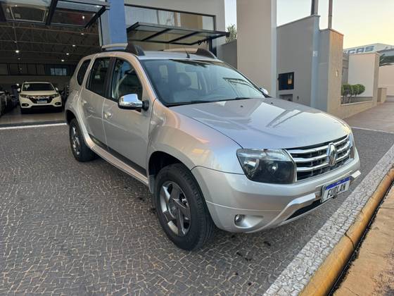 RENAULT DUSTER 1.6 TECH ROAD 4X2 16V FLEX 4P MANUAL RENAULT DUSTER 1.6 TECH ROAD 4X2 16V FLEX 4P MANUAL